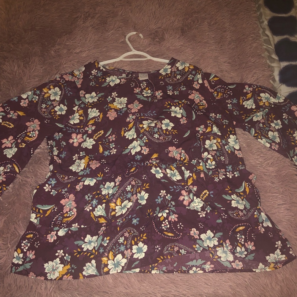 Floral top